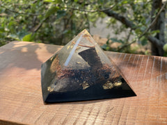 Nefertiti Medium Pyramid - OrAgonite